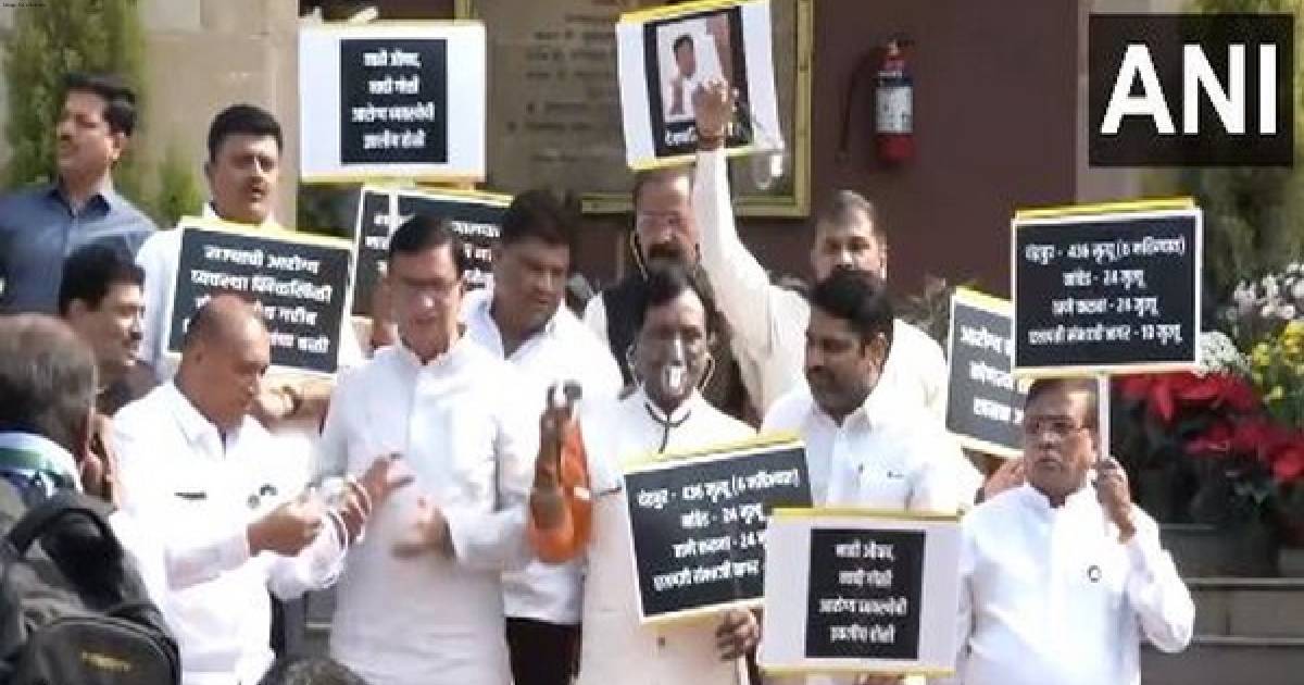 Maharashtra assembly winter session: Opposition parties protest against deaths in govt hospitals across state